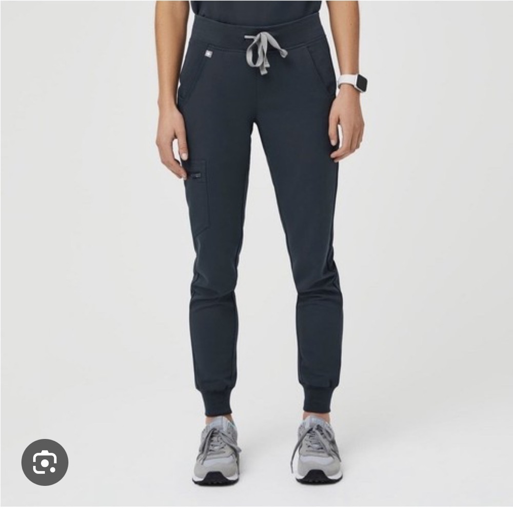 Dark Harbor Zamora™ - Jogger Scrub Pants
- XS / Dark Harbor